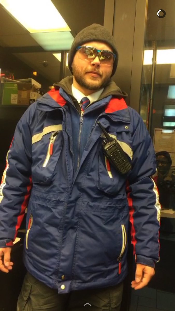 NickemReynolds's tweet photo. Getting ready to tackle the cold ORD weather. @JuanitaChaidez #abgcearecognize https://t.co/QhXMylr1HD