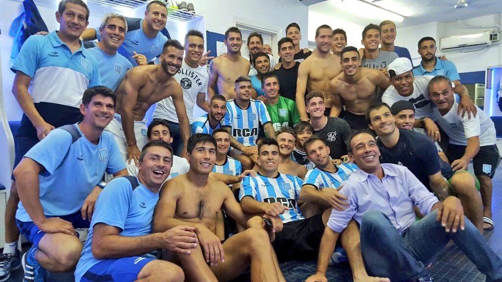 MarFRodriguez's tweet photo. #CopaLibertadores  Grupo 3:
-Racing 
-Boca
-Bolívar (Bol)
-Deportivo Cali (Col)
Traigan batallas, guerreros sobran ! https://t.co/pYLjBYLYO3