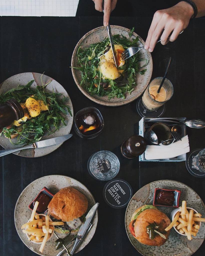 Coffee is our common ground. ift.tt/1KcRCaX