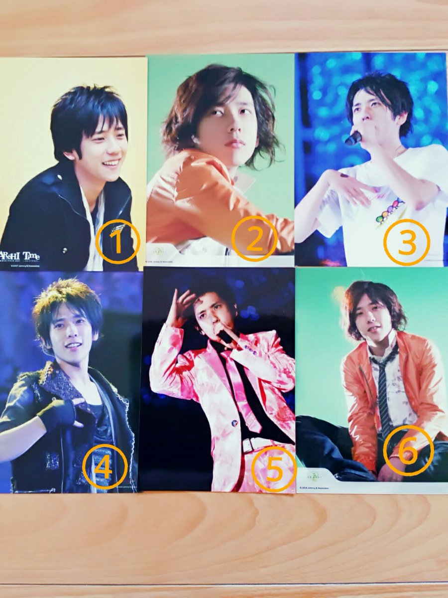 ArashChan's tweet photo. 【sale!!!!】事情あり(商品に問題なし)

 公式写真

150☞100+送料+包装材(希望する場合)
オレンジ(画像四枚目)  300☞200+送料+包装材(希望する場合)

RT後にリプ、DMお願いします。 https://t.co/V9GDBKqyA2