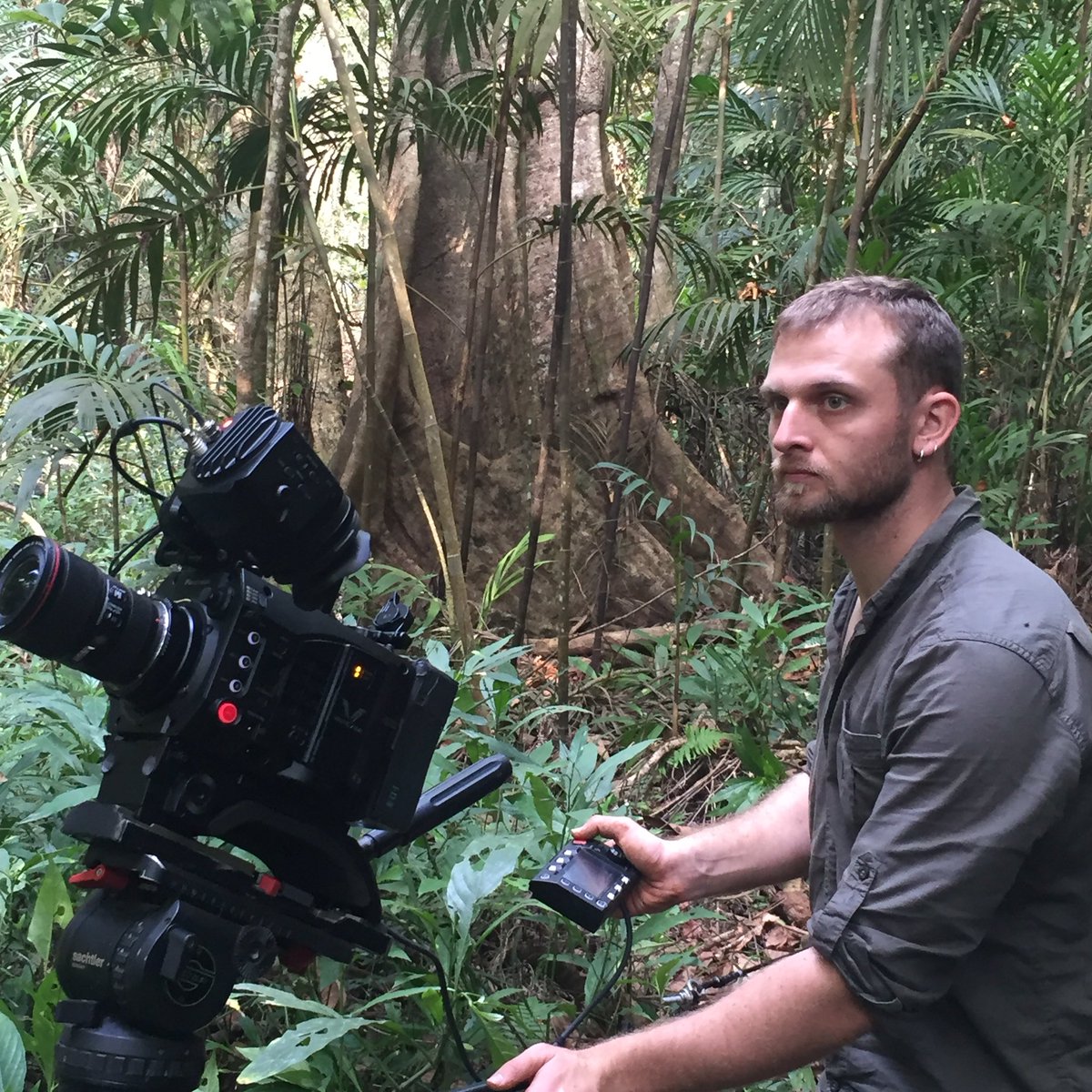 ConzRobin's tweet photo. In the field with the new #varicamLT. #Panasonic #4K #new #outofthebox #launch #felis #felisfilms https://t.co/muK4naYAXI