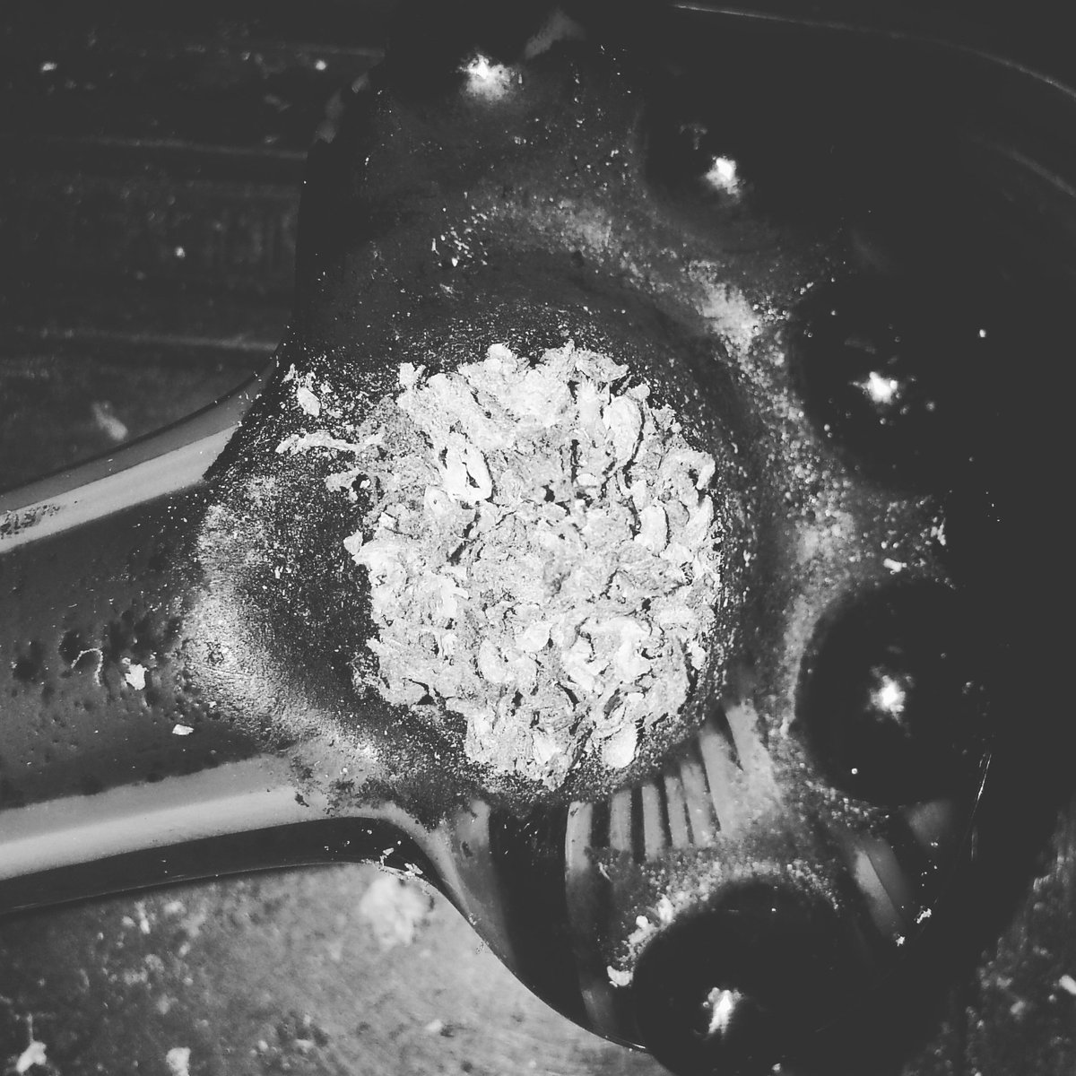 FreeMrWeed's tweet photo. #nighttimebowl #goodnight #420  #teamweed  #freemrweed  #bowlsmokersunite https://t.co/t0pLhB10Gt