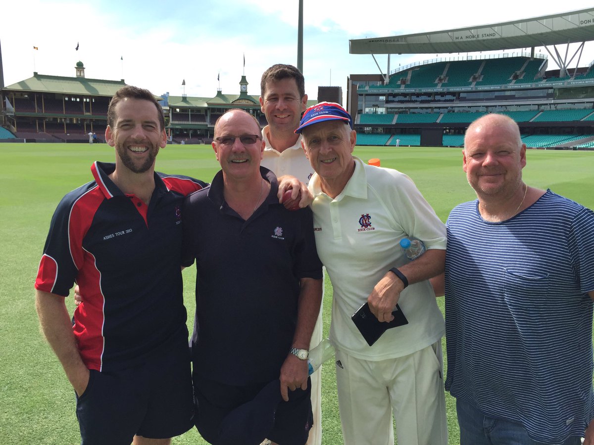 patrickobeirne's tweet image. MCC XXIX Club victors over CCNSW. Xavier Frawley 3-7 (5) and John Bott 50 ret the star performers. @MelbCC