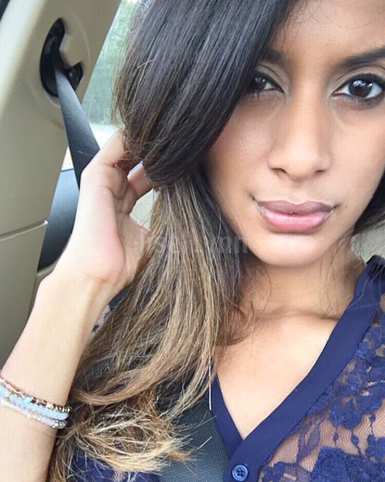 Hi 💕 #selfie https://t.co/Yt9geHXK22<a href="/tag/selfie"class="tags">#selfie</a>