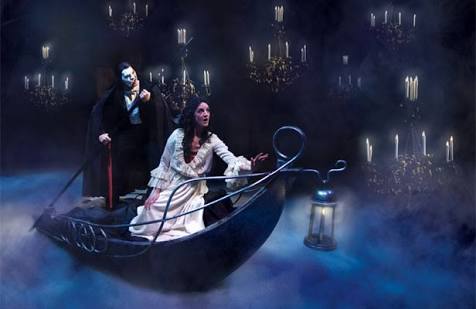 KeepingUpWithNZ's tweet photo. Opening of Phantom of the Opera at the mighty @CivicTheatreAkl #phantomnz https://t.co/ghL8syESPw