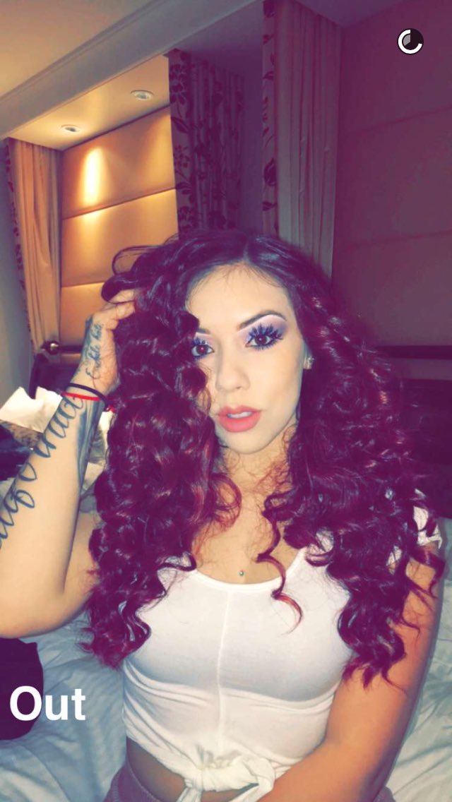 _loooser's tweet photo. @salicerose why can't I slay this much?? 😭😭😭 https://t.co/K6UuotxEC9