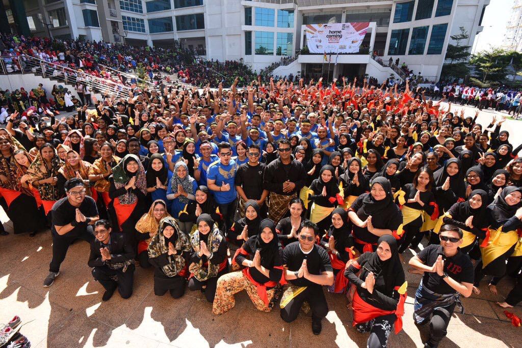 ilmiah_msu's tweet photo. Aerodance MSU Home Coming Fiesta
#msudiva #ptplsp #ptpl https://t.co/3Nju8HPCZf