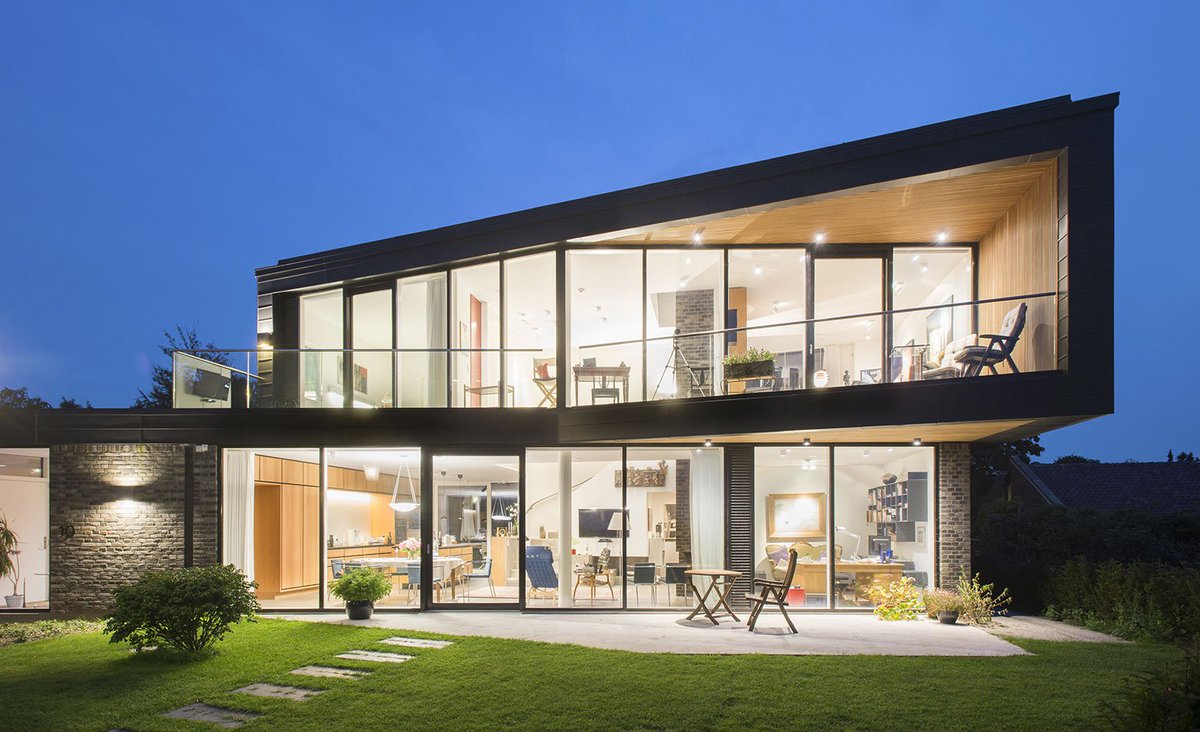 wallpapermag's tweet image. Inside C.F. Møller's Danish home, with its double-height core: wlpr.co/95dGdW