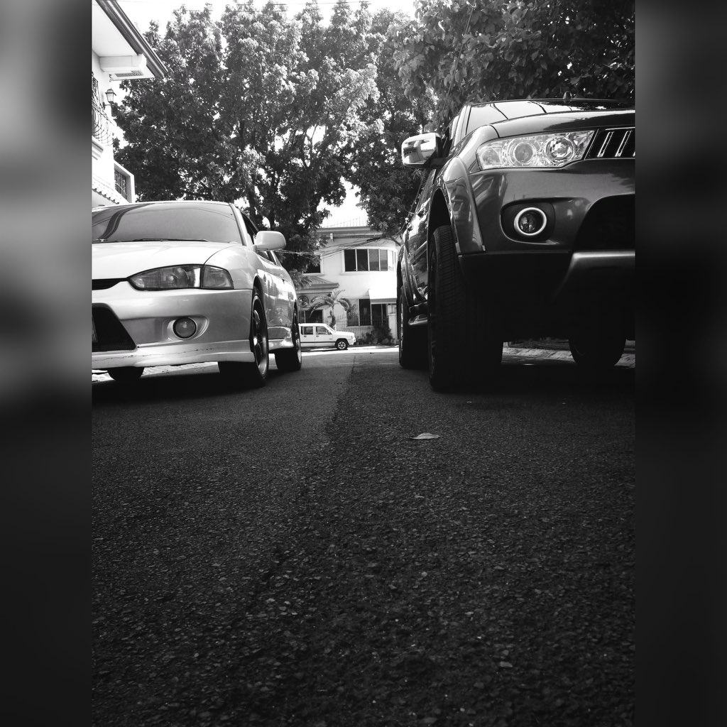troymuycs's tweet photo. Roadtrip w/ the mahn💯🚗🚙 @BriannEduardoo #SUAwhat #LancerGSR https://t.co/jlzhFWzRdv