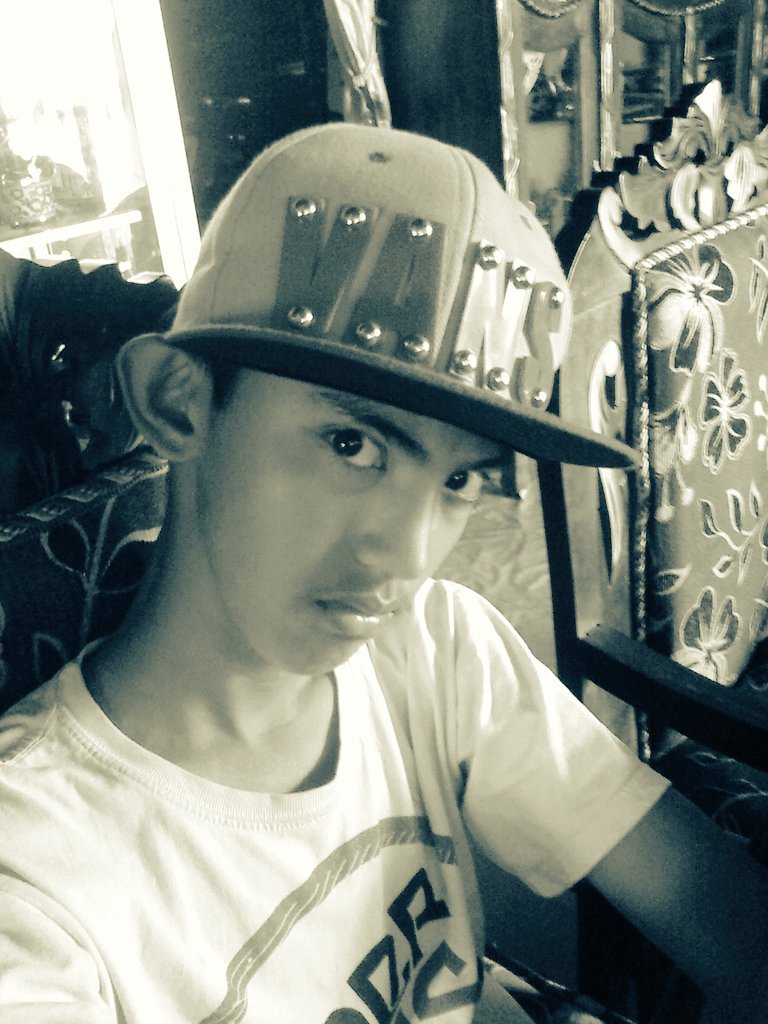 febrian262's tweet photo. Aku udah keren blm kalau udah rt yA https://t.co/iRcw7JP3qX