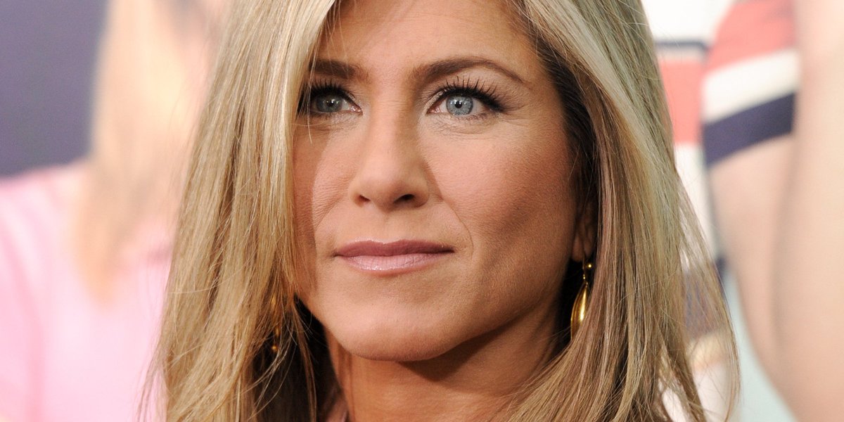 Happy birthday #JenniferAniston! What would you like to wish the leading lady? #HBD