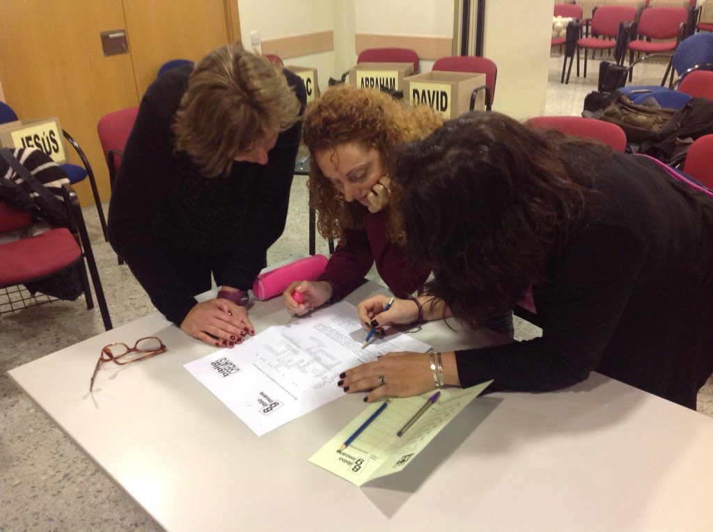 juanjofdezsola's tweet photo. Les mestres de l'Escola de #Pastoral #EdP8 triomfant a la BiblioGimcana. Encreuats, recorreguts... poden amb tot! https://t.co/gOeNjJLMRu