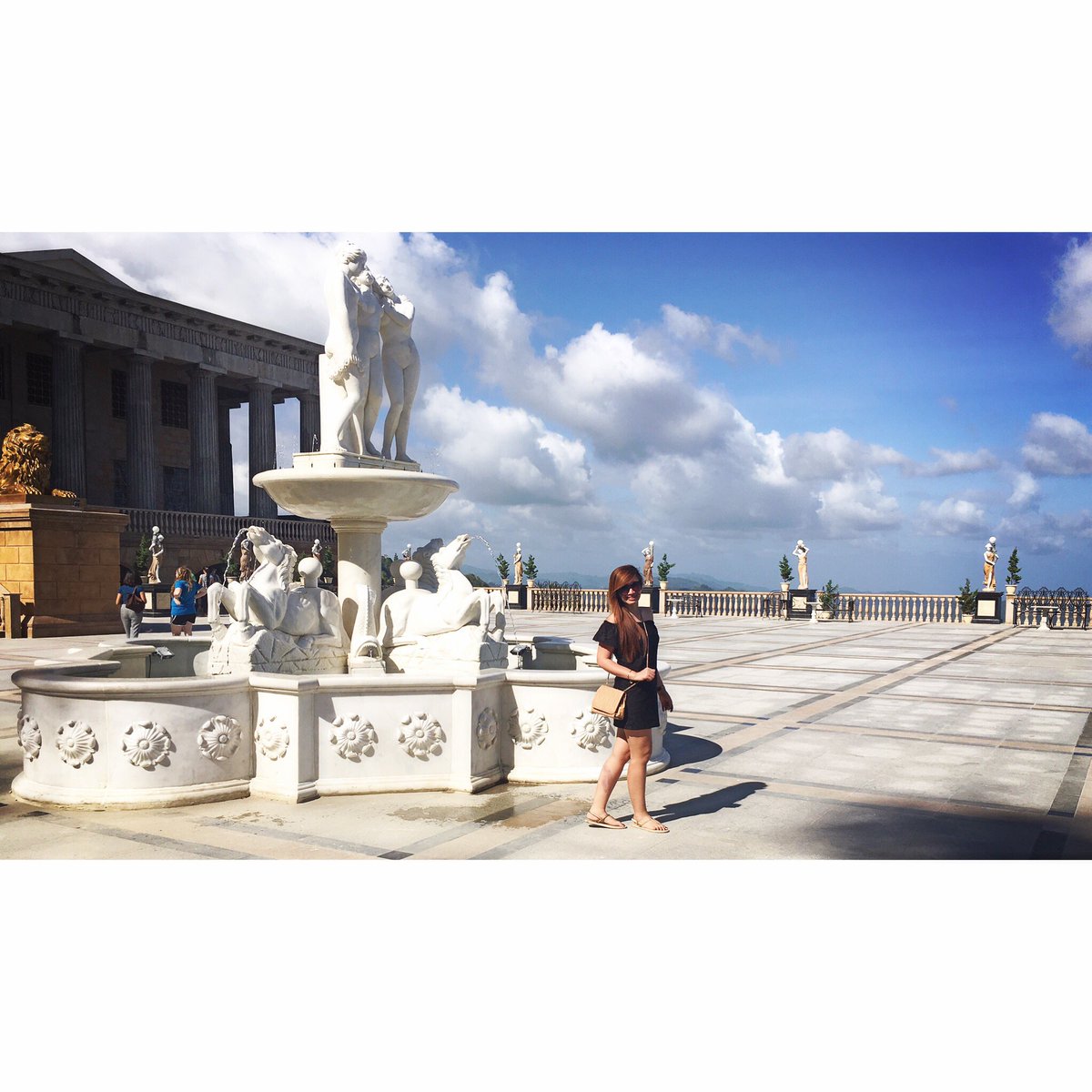 merikleyr's tweet photo. Temple of Leah. 💕 #ExploringCebu https://t.co/OWIjxwx9Mb