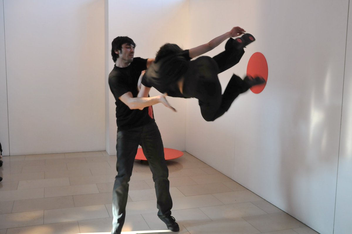 cornilledanse's tweet image. "Déam(bulles)", réjouissance chorégraphique à Carvin le 20 Février dans la nouvelle médiathèque ! @AtelierMedia62