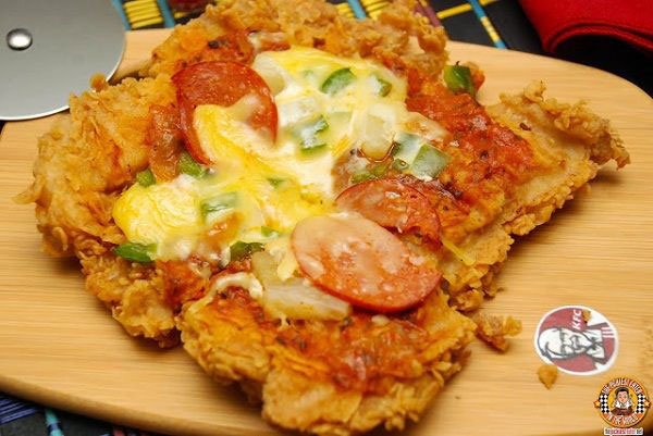 kapookdotcom's tweet photo. ถึงไทยแล้ว ! พิซซ่าไก่กรอบ เมนูใหม่ล่าสุดจาก #KFC คู่ซี้ความอร่อยสุดฟิน
https://t.co/s9Wbjiblk5 https://t.co/QaxDQPoksc
