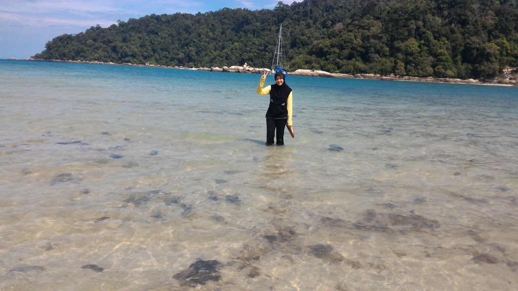 nuratika_ah's tweet image. Day2 . #pangkor #teluknipah #snorkling