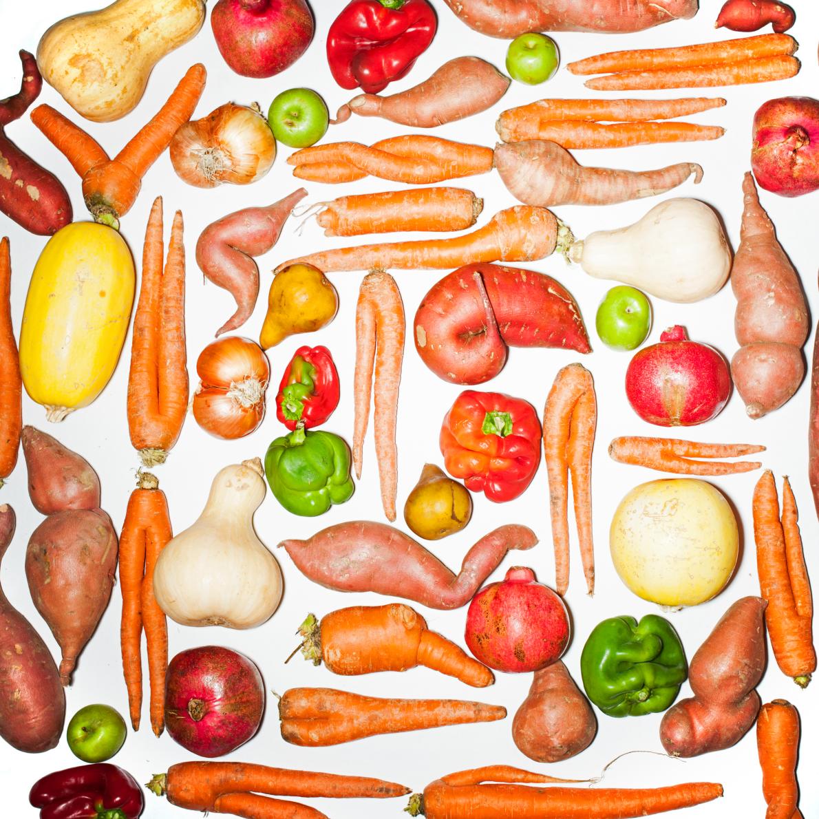 SEEDSandCHIPS's tweet photo. About 1/3 of the world's #food is wasted . This is enough to feed two billion people .
https://t.co/HS447mOpWW https://t.co/LWbp1S0qLz