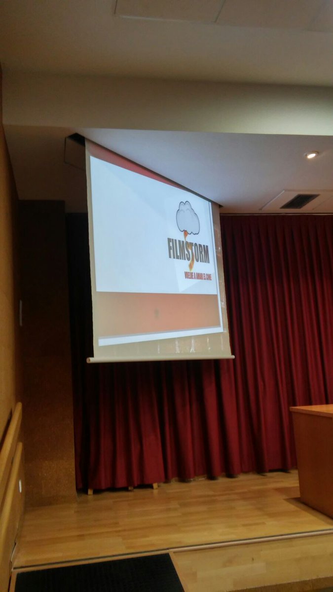 Nuestro primer grupo es <a href="/films_storm/">Filmstorm</a> ¡Un fuerte aplauso!