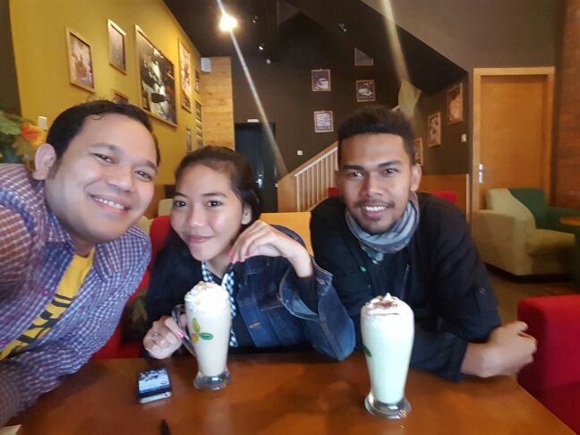 Chit chat seru tim Coffee Toffee Sukabumi bareng radio paling ngehits di sukabumi <a href="/elmitra95fm/">Radio Orang Sukabumi</a> *mampir yuk