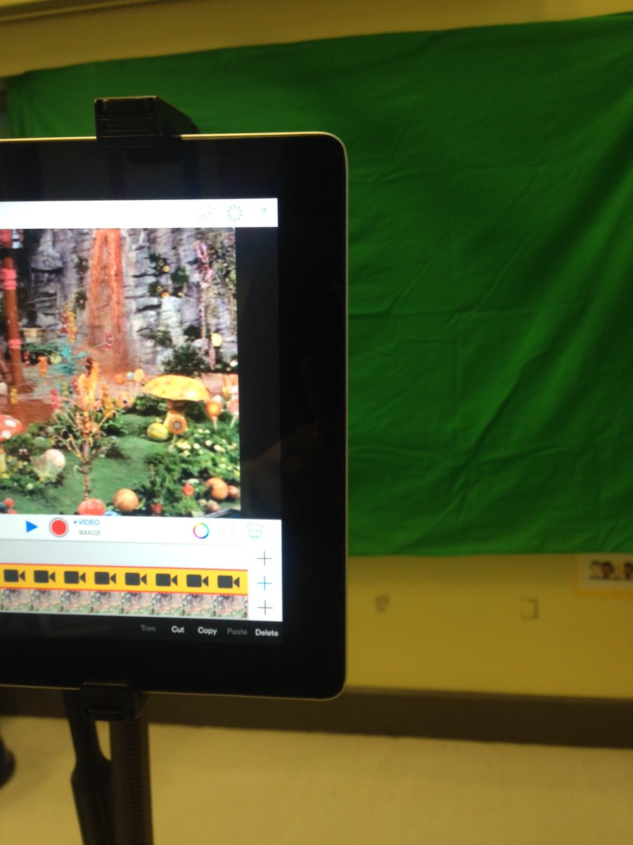 unameabh's tweet photo. Getting ready to deliver crash course in one of my favourite apps @DoInkTweets before mid-term break.#greenscreen https://t.co/S0havKDeZS