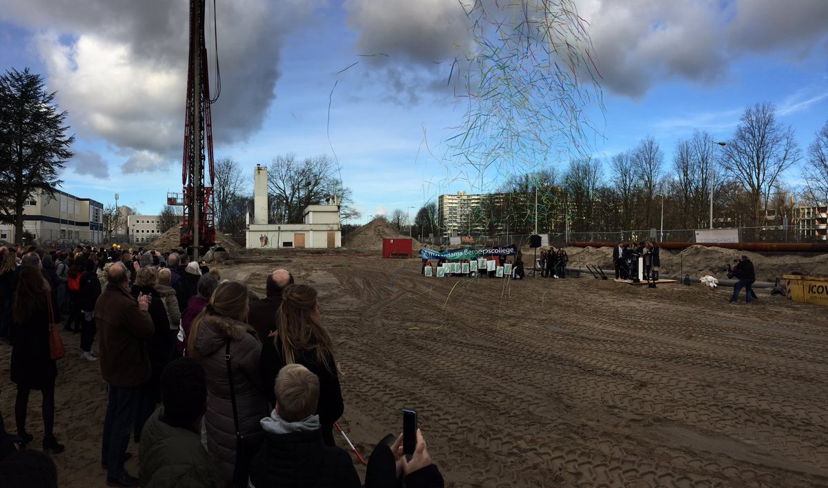 Gefeliciteerd @MBVDArchitecten <a href="/AmsterdamNL/">Gemeente Amsterdam</a> @simonekukenheim! Trots op het #onderwijs-concept