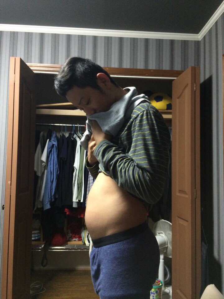 Re ﾟoﾟ ノ ダイエット1ヶ月途中経過 1ヶ月前1ヶ月後ビフォーアフター 激やせした 9キロ痩せた 70キロあった体重も61までなった 継続は力なり 皆ほめて T Co Kjcojp9xcn