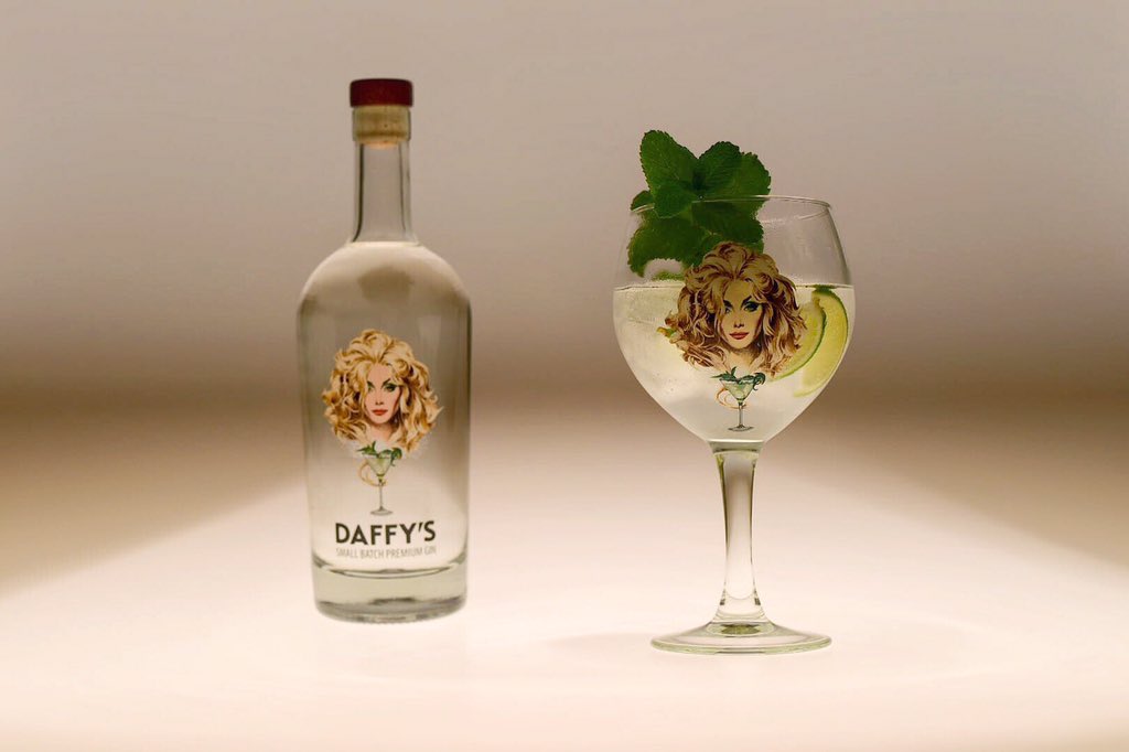 Daffy's and #DoubleDutchTonic will be <a href="/HarveyNichols/">Harvey Nichols</a> Knightsbridge store today from 4pm for some quality D&amp;T making!