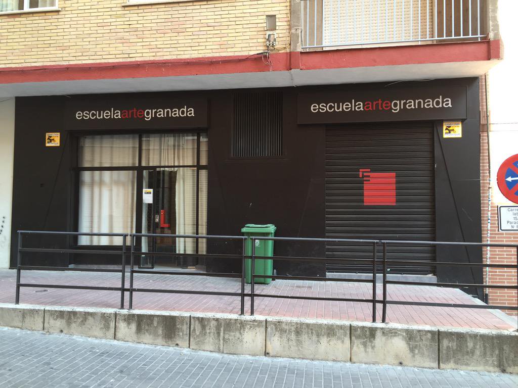webuniongranada's tweet photo. El #workshop se realizara en el estudio de fotografía @artegranada  os dejamos la ubicación https://t.co/JNmWIu1ark https://t.co/ofWm90HKab