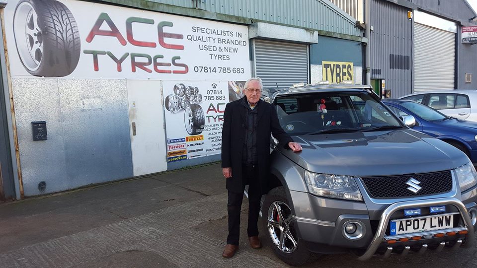 AceTyresUK's tweet photo. It was an honour to serve this gentleman who wanted to treat himself to some Chrome #Alloy #Wheels for his 72nd bday https://t.co/JsmpQNDvoT