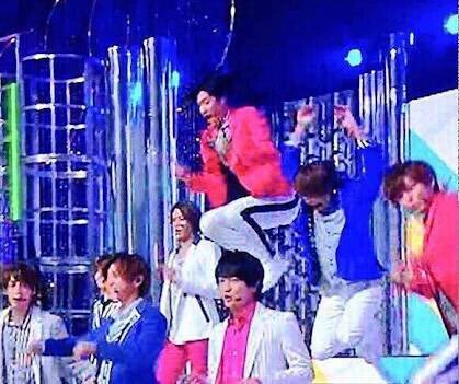 rion_aj_'s tweet photo. 脅威のジャンプ力を持つ裕翔くんがこちらです https://t.co/0uw7zYDQea