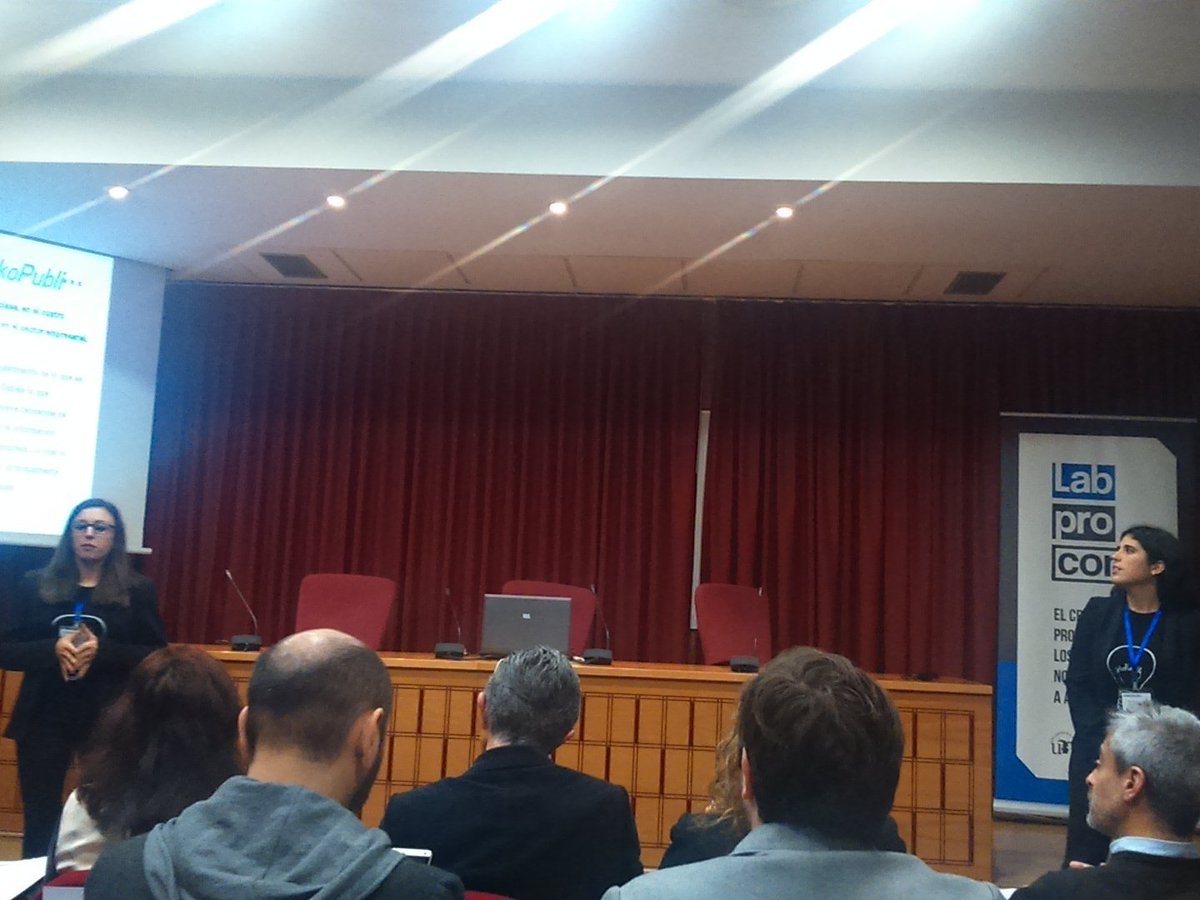 A continuación, expondrán su proyecto <a href="/HokoPubli/">HokoPubli</a> #multimep #sevinfogala #proyeccom16