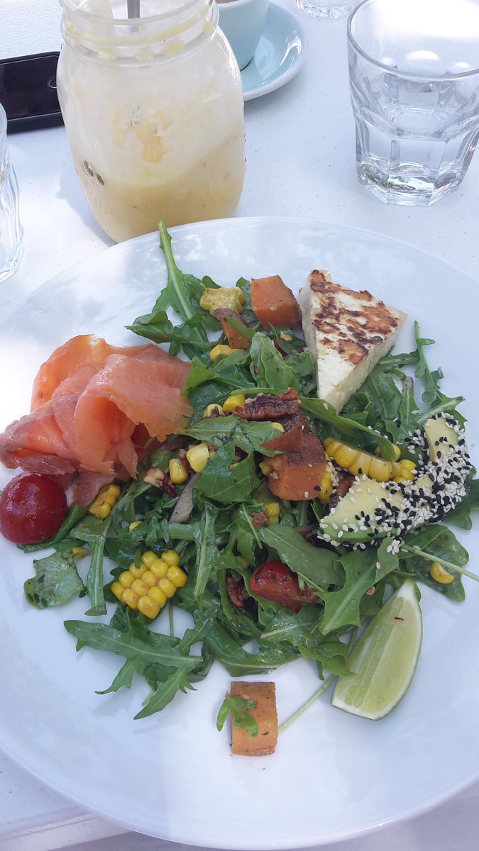 PandaWidow's tweet photo. #mealforameal Yum! https://t.co/19FbdPj0hX