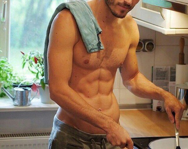 (Wakes up before <a href="/ScrletSpeedstr/">Barry Allen</a> and sneaks outside to buy groceries. He returns and begins cooking breakfast not-