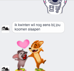 lienderuyck's tweet photo. Gesmolten. Mijn metekind van zes leert schrijven en dus ook chatten. #digitalenative #toocute #newworld https://t.co/U5vKYw8AuV