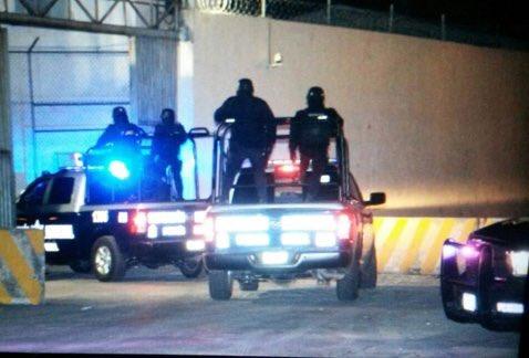 المكسيك.. تمرد بسجن يفضي إلى مقتل عشرات السجناء Ca7vrtBXEAAjViN