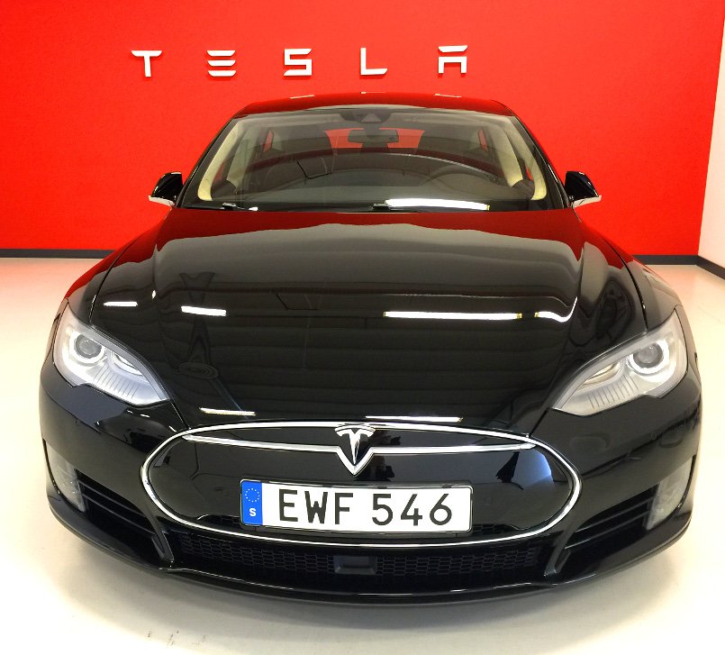 MoveAbout_Swe's tweet photo. Boka #Tesla Model S och #Nissan LEAF i #Kalmar #elbilspool och kör #klimatsmart på förnyelsebar energi! #dELbil https://t.co/vTFJBqmU9a