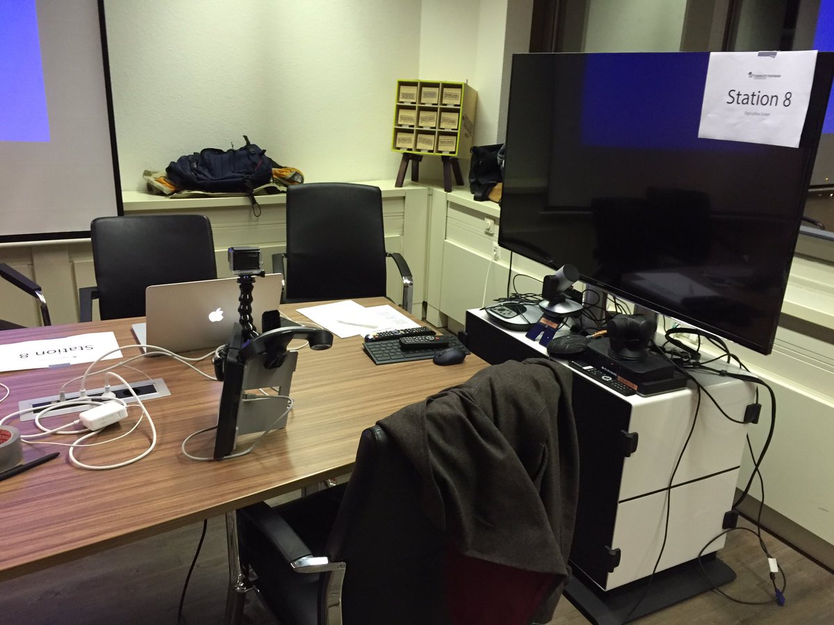 Das #Ogilvy #DevTeam ist bereit für das heutige #Usability #Testessen. Die Probanden können kommen...