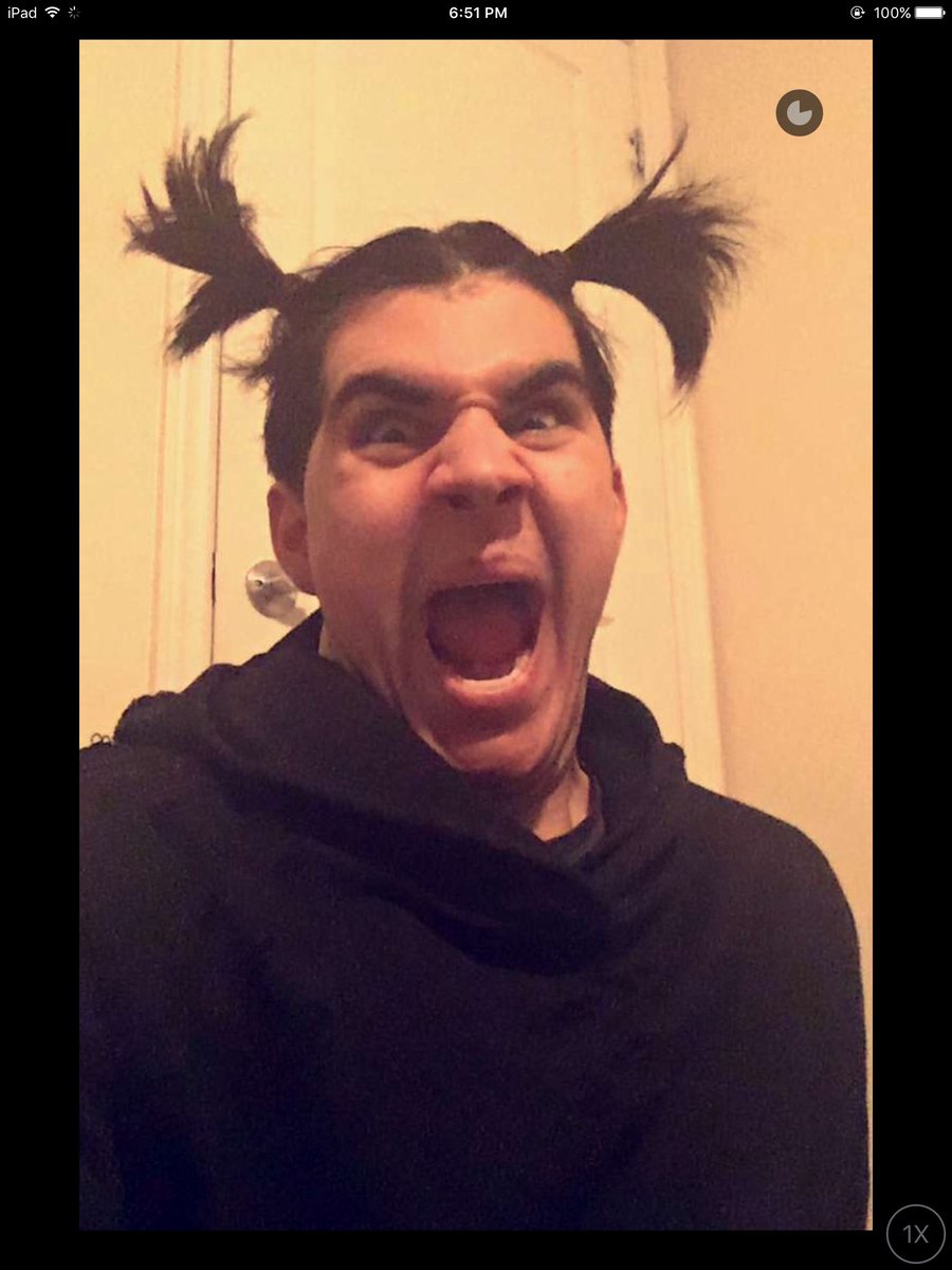 <a href="/christiand/">christian delgrosso</a> sooo saxy 😂