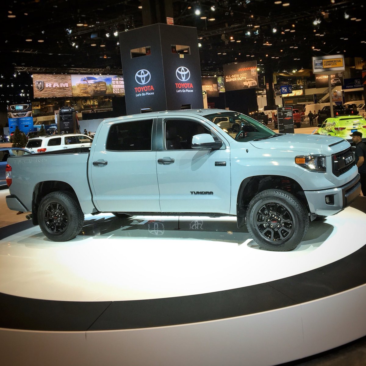 LoyalDriven's tweet photo. 2017 Toyota Tundra TRDpro in "Cement" 💙💪 #CAS16 #LoyalCAS16 https://t.co/Tft9JTnrhx