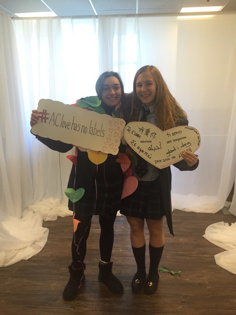 WalkerPrefect's tweet photo. Love has no labels ❤️ #BestFriends #aclovehasnolabels @UpperSchoolPref https://t.co/I0S7ertHcK