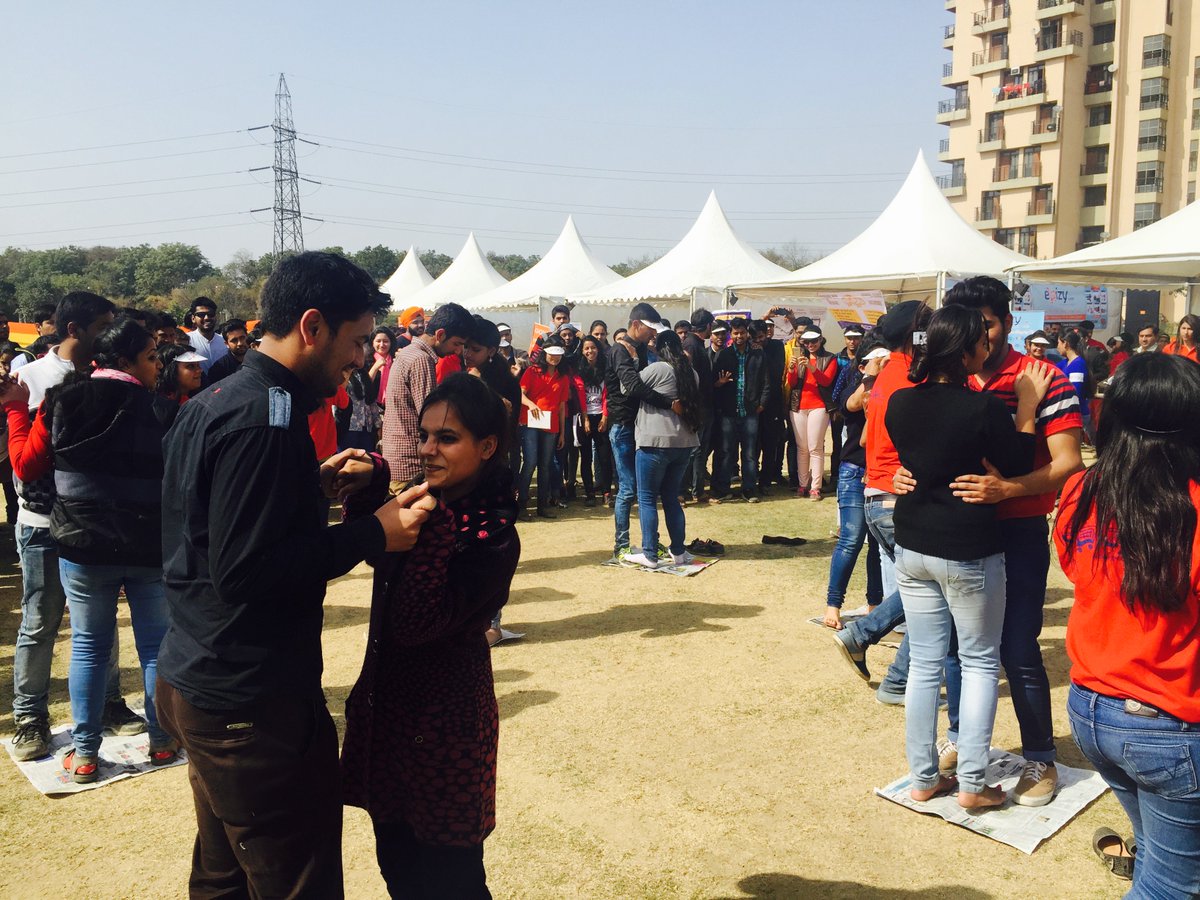 TrinityDwarka's tweet photo. @ebizycom organised a flash mob and some exciting games at Day 1 of @IPU_Anugoonj. Lots of games and fun, visit us! https://t.co/JjP0zTVIdy