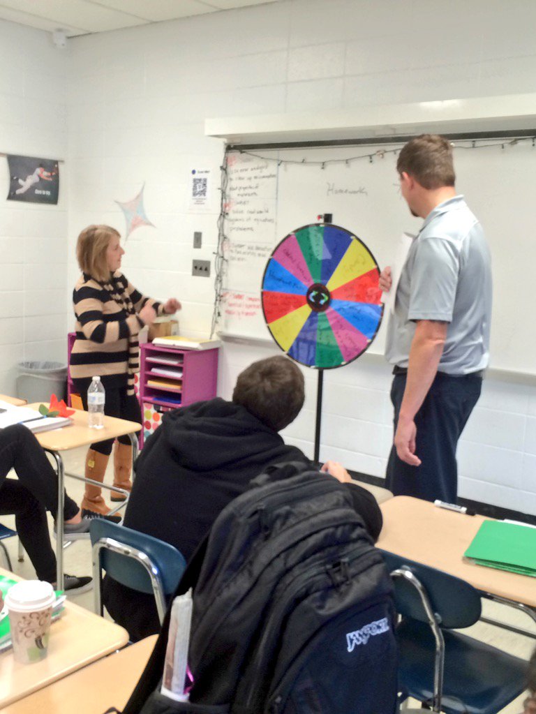 kgerdeshhs's tweet image. Probability wheel of fun!!!!! #wearemath #talerwinscandy #modernmath @BravermanHHS @FRHSDSup