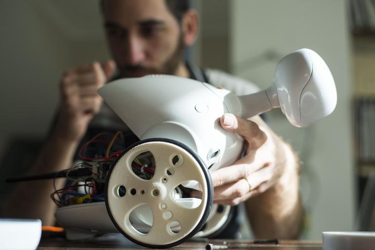riksof's tweet photo. Should robots be friends or tools?
https://t.co/AiwfeI72lo

#robots #tools #technology #robotics https://t.co/MbUHuUy8wM