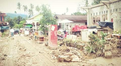 Yg jauh mari saling mendoakan. Yg dekat mari merapat.Posko gabungan Dompet Duafa dgn imapala di solok selatan Sumbar