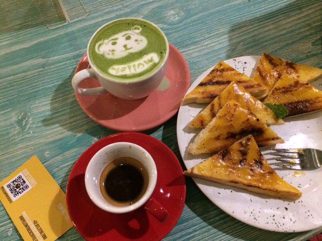 Hangga_Prime's tweet photo. @YellowTruckCafe hmmm, lezatnyooo #indonesianarabicacoffeebeans https://t.co/86Wa3tmNvc