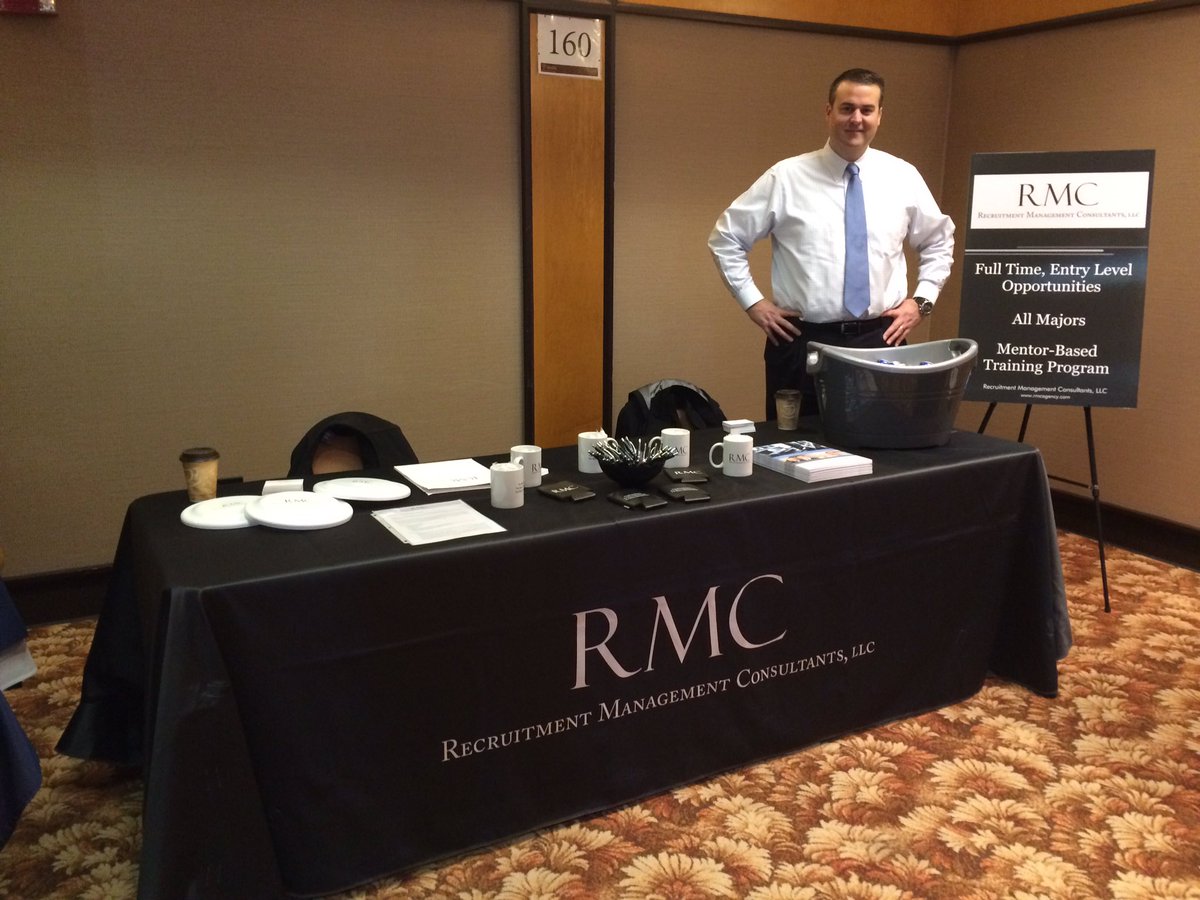 RecruitMichigan's tweet photo. We are live at the @wmunews Career Fair! We're hiring for entry level sales opportunities. Stop by &amp; chat with us! https://t.co/TUX8IVDA2J