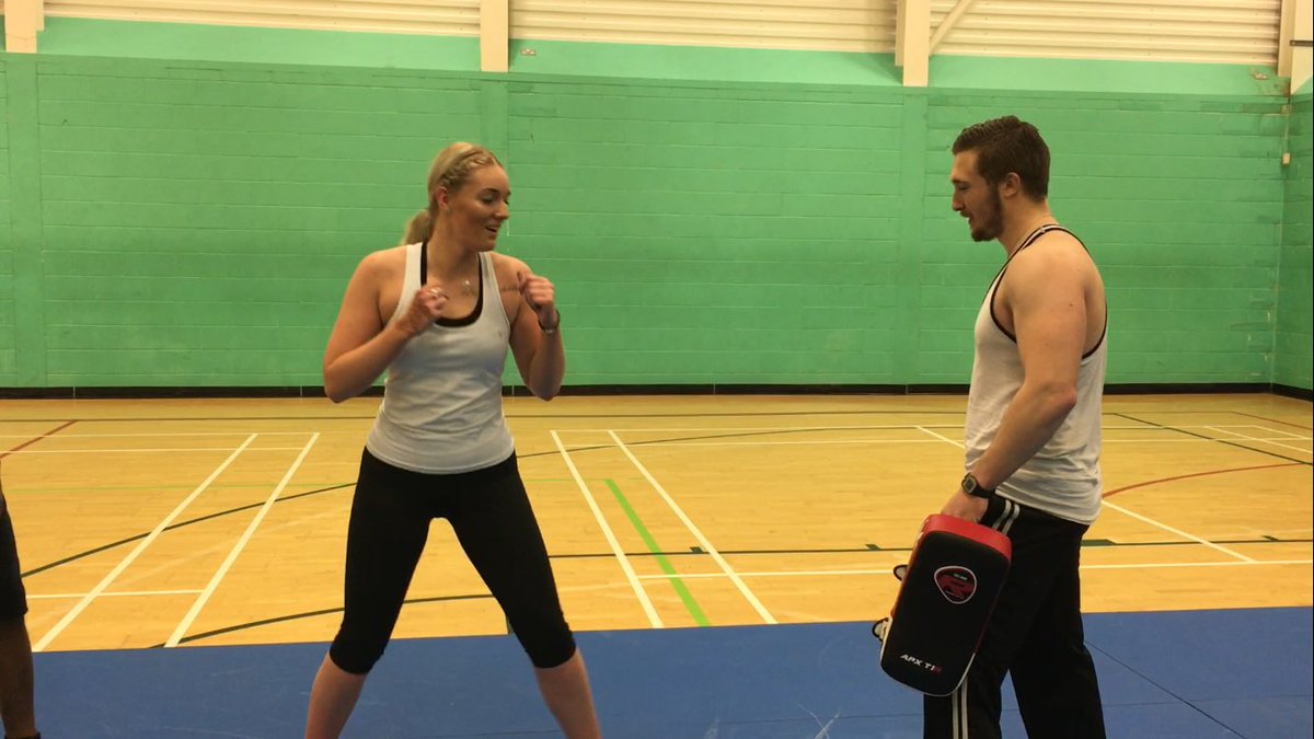 ARU_President's tweet photo. Absolutely pumped/knackered after that MMA and Self Defence session #EOChallenge #actionshots https://t.co/aePRZ2kZgw