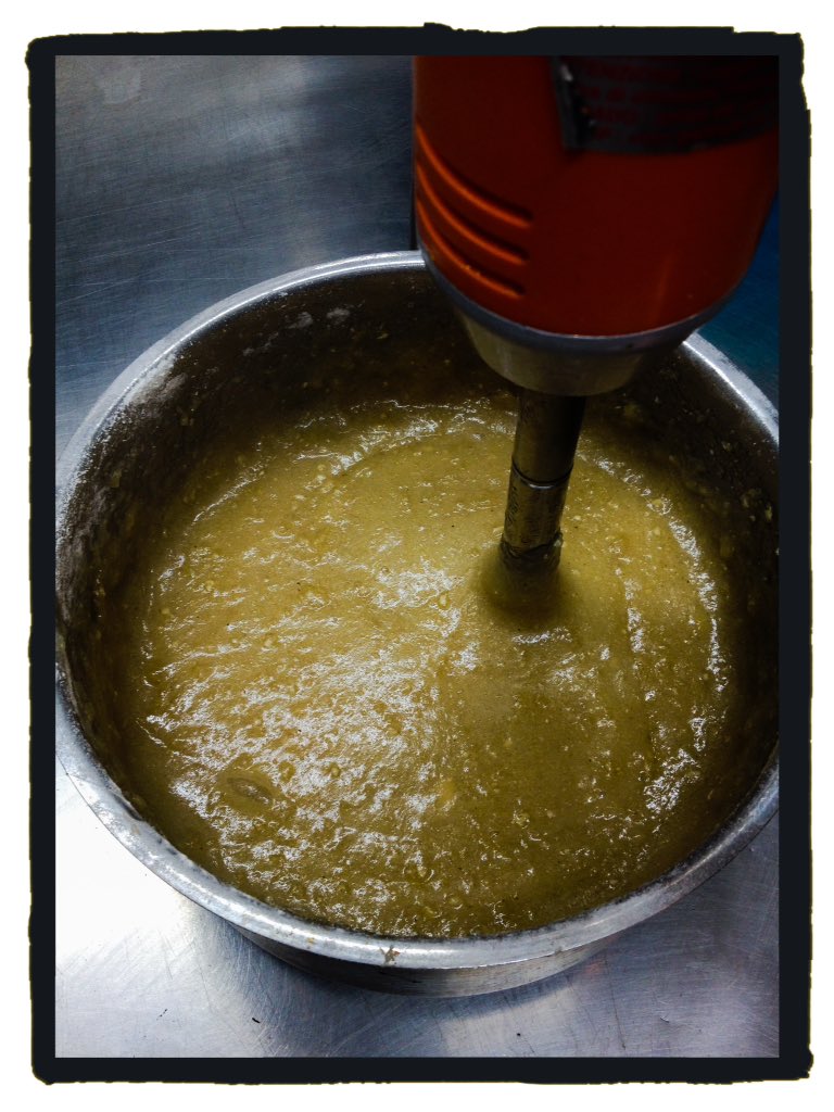 xavipaellas's tweet photo. Homemade #Micri #SanchezRomera gelificant #TapiocaStarck @_TresCorazones_ @Marchavalecom @MarlonsKitchen https://t.co/eqf2d9NmAB