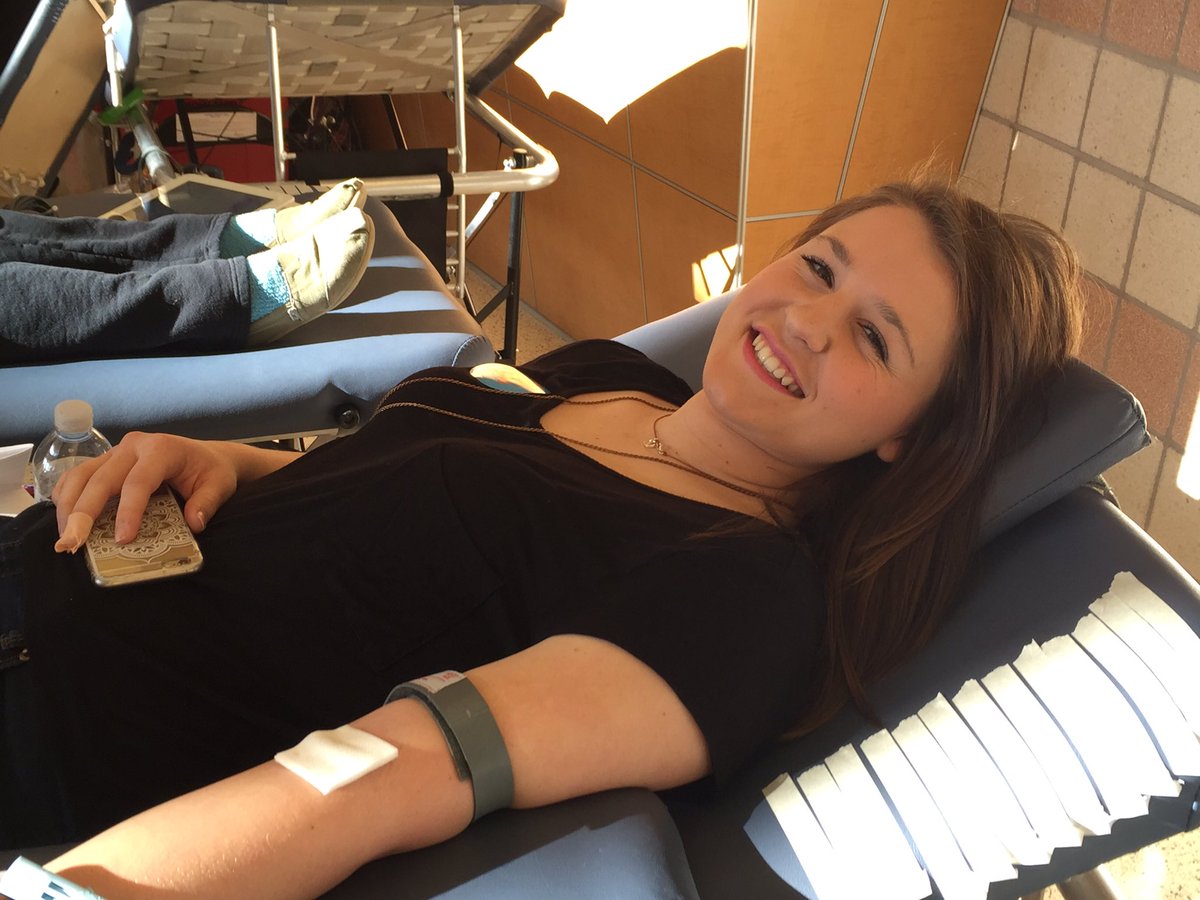 ChoctawDNA's tweet photo. Blood Drive @CHS for Kristin Brorromeo (Dilbeck). Choctaw always supports those in need!#classyjackets https://t.co/z8WfWsxJFv