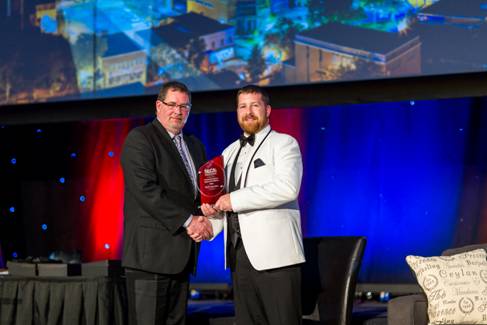 NLCA1's tweet photo. This year's winner of the General Contractor Award of Excellence is ... Bird Construction! https://t.co/vNC9poUxGS